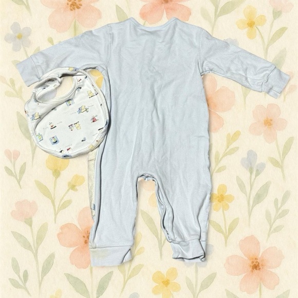 Vintage 90s McBaby Sleeper and Bib Blue Bear Cotton 6-9 months - Picture 2 of 8